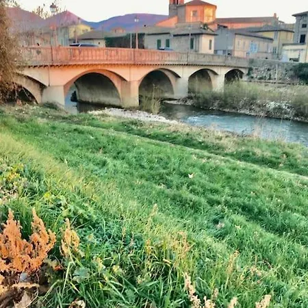 Apartment Turistico Via Del Liceo 17, Foligno, Umbria *