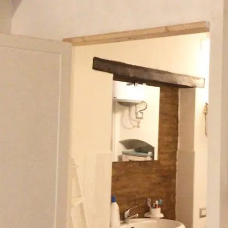 Turistico Via Del Liceo 17, Foligno, Umbria Apartamento *